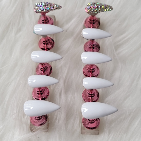 Press on nails - Picture 3 of 6